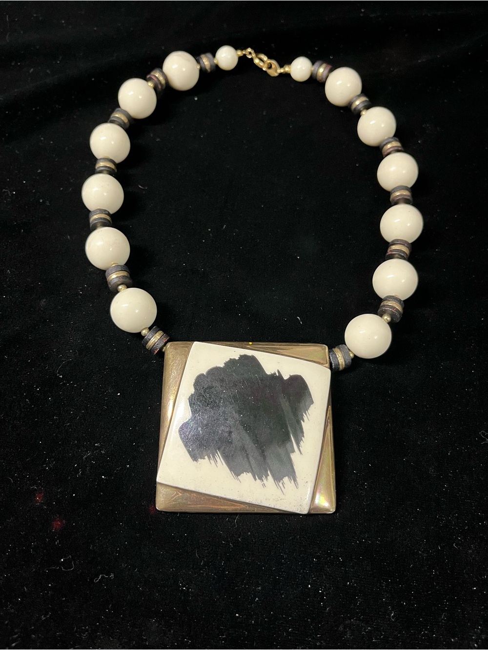 Vintage Japan MCM Hand-Painted Porcelain Statement Necklace 1794